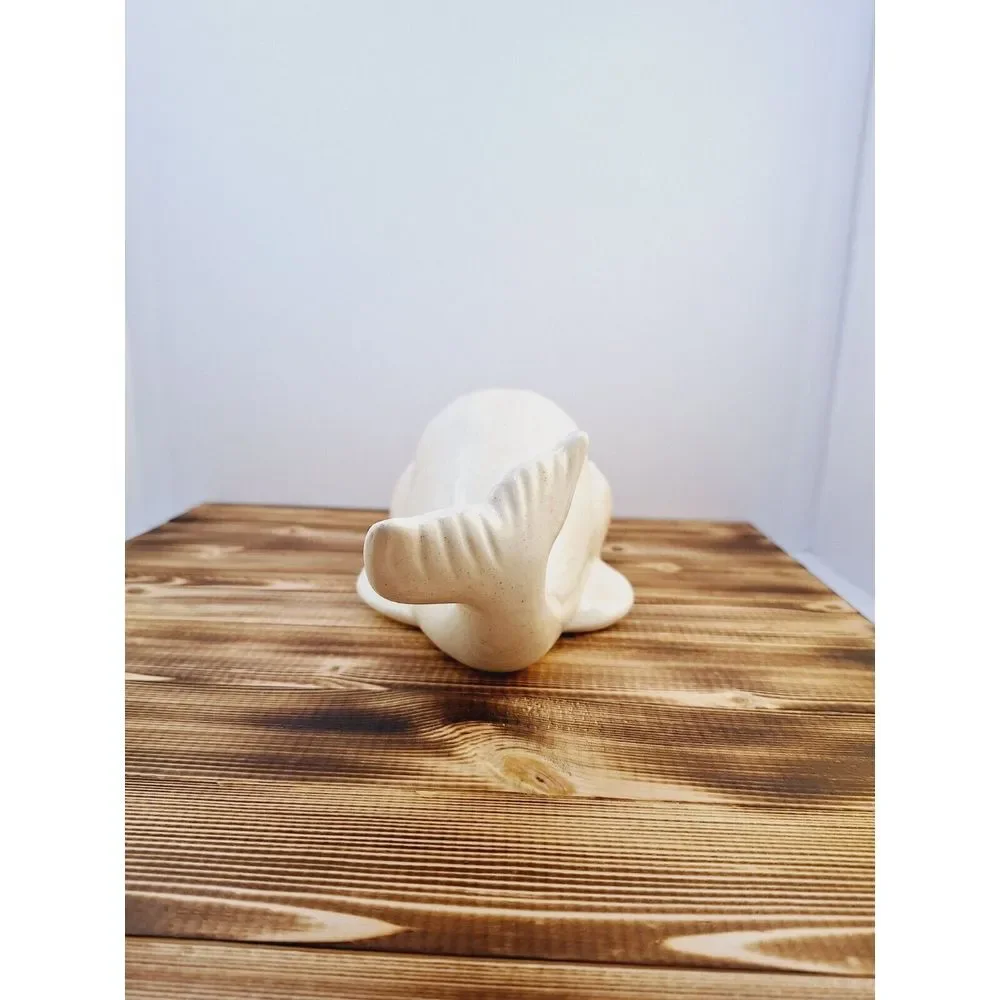 Hobbiest Ceramic Smiling Grey Whale 12